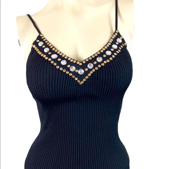 Black Papaya Embellished Tank - Picture 7 of 8